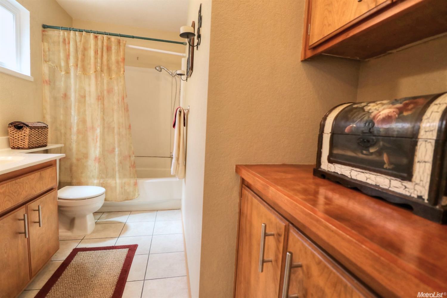 Sold, 2 Bedrooms, 2 Bathrooms, Single Family Home, Sacto Foothill Farms, 5926 Crowder Way, Sacramento, CA 95842-3064, Beth Christensen, Dunnigan Realtors, Top Agent Sold, 2 Bedrooms, 2 Bathrooms, Single Family Home, Sacto Foothill Farms, 5926 Crowder Way, Sacramento, CA 95842-3064, Beth Christensen, Dunnigan Realtors, Top Agent