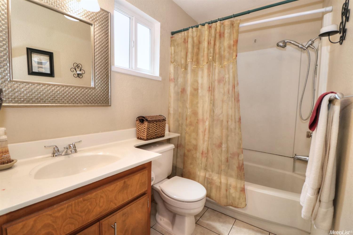 Sold, 2 Bedrooms, 2 Bathrooms, Single Family Home, Sacto Foothill Farms, 5926 Crowder Way, Sacramento, CA 95842-3064, Beth Christensen, Dunnigan Realtors, Top Agent Sold, 2 Bedrooms, 2 Bathrooms, Single Family Home, Sacto Foothill Farms, 5926 Crowder Way, Sacramento, CA 95842-3064, Beth Christensen, Dunnigan Realtors, Top Agent