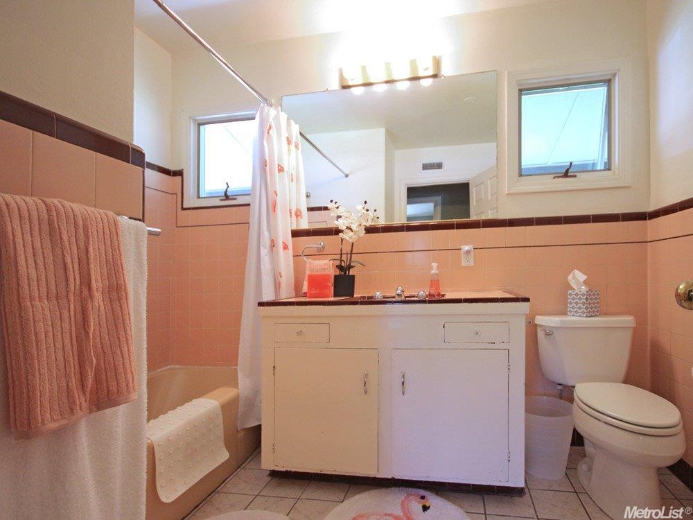 Sold, 3 Bedrooms, 2 Bathrooms, Single Family Home, Sacto South Land Park/Greenhaven, 1037 35th Ave, Sacramento, CA 95822-2435, Beth Christensen, Dunnigan Realtors, Top Agent Sold, 3 Bedrooms, 2 Bathrooms, Single Family Home, Sacto South Land Park/Greenhaven, 1037 35th Ave, Sacramento, CA 95822-2435, Beth Christensen, Dunnigan Realtors, Top Agent