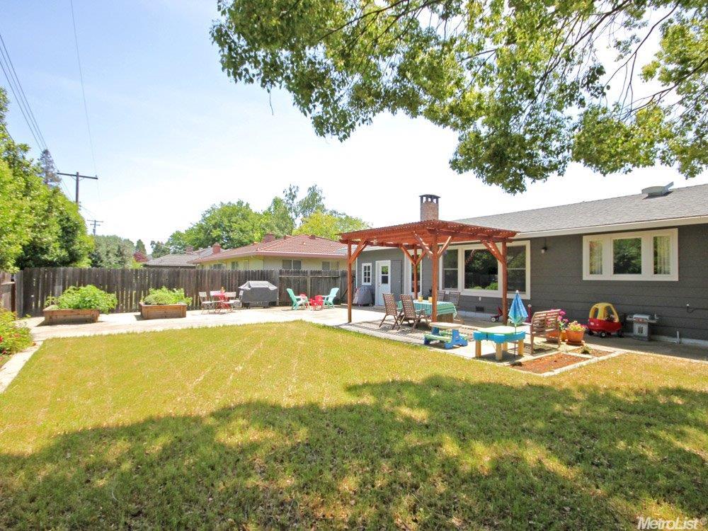 Sold, 3 Bedrooms, 2 Bathrooms, Single Family Home, Sacto South Land Park/Greenhaven, 1037 35th Ave, Sacramento, CA 95822-2435, Beth Christensen, Dunnigan Realtors, Top Agent Sold, 3 Bedrooms, 2 Bathrooms, Single Family Home, Sacto South Land Park/Greenhaven, 1037 35th Ave, Sacramento, CA 95822-2435, Beth Christensen, Dunnigan Realtors, Top Agent