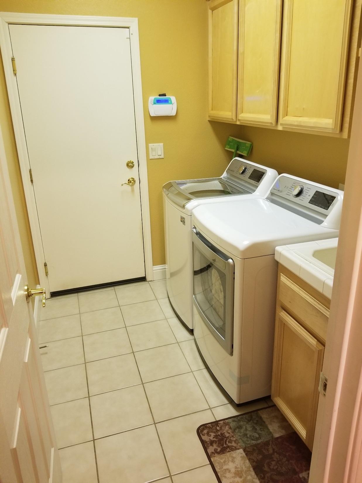 Sold, 3 Bedrooms, 2 Bathrooms, Single Family Home, Sacto Rosemont/College Grns/Mayhew, 3513 Spring Rose Way, Sacramento, CA 95827-3264, Beth Christensen, Dunnigan Realtors, Top Agent Sold, 3 Bedrooms, 2 Bathrooms, Single Family Home, Sacto Rosemont/College Grns/Mayhew, 3513 Spring Rose Way, Sacramento, CA 95827-3264, Beth Christensen, Dunnigan Realtors, Top Agent