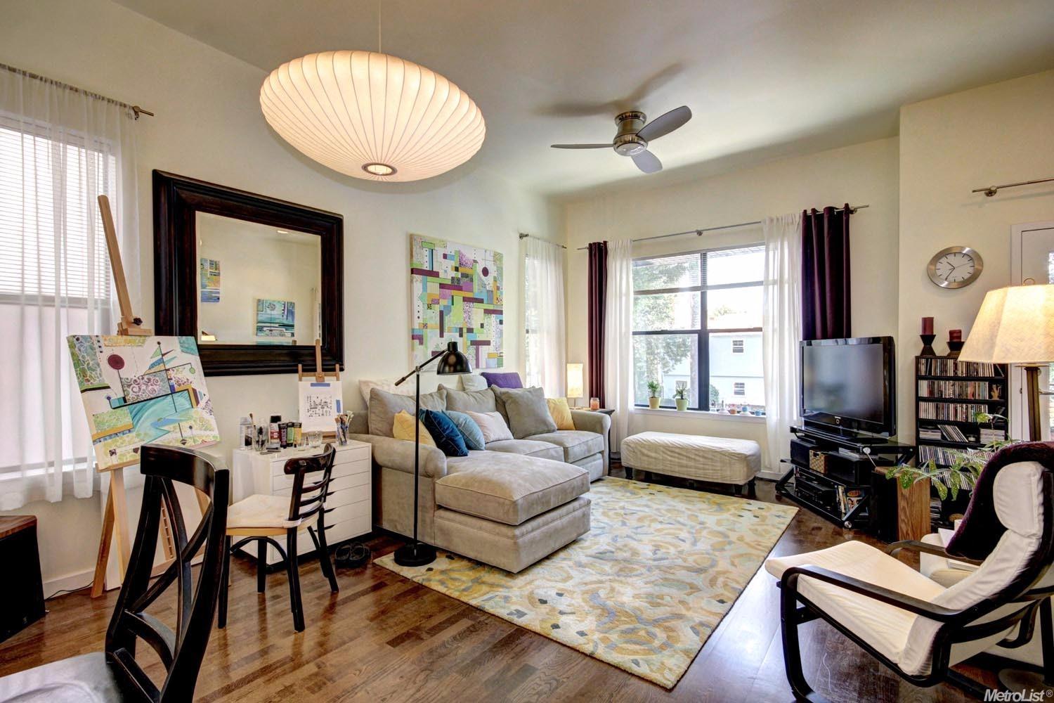 Sold, 2 Bedrooms, 2 Bathrooms, Townhome, Sacramento Downtown/Midtown, 2607 N St, Sacramento, CA 95816-5906, Beth Christensen, Dunnigan Realtors, Top Agent