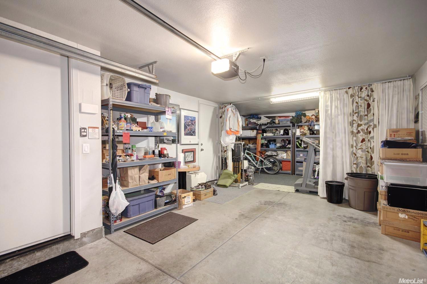 Sold, 2 Bedrooms, 2 Bathrooms, Townhome, Sacramento Downtown/Midtown, 2607 N St, Sacramento, CA 95816-5906, Beth Christensen, Dunnigan Realtors, Top Agent