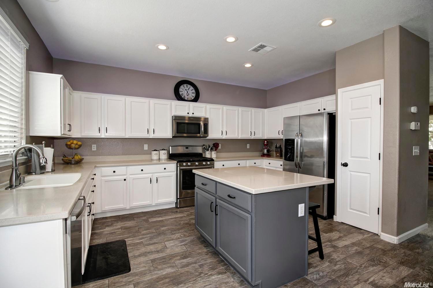 Sold, 4 Bedrooms, 2 Bathrooms, Single Family Home, Elk Grove, 9365 La Tonis Way, Elk Grove, CA 95758, Beth Christensen, Dunnigan Realtors, Top Agent