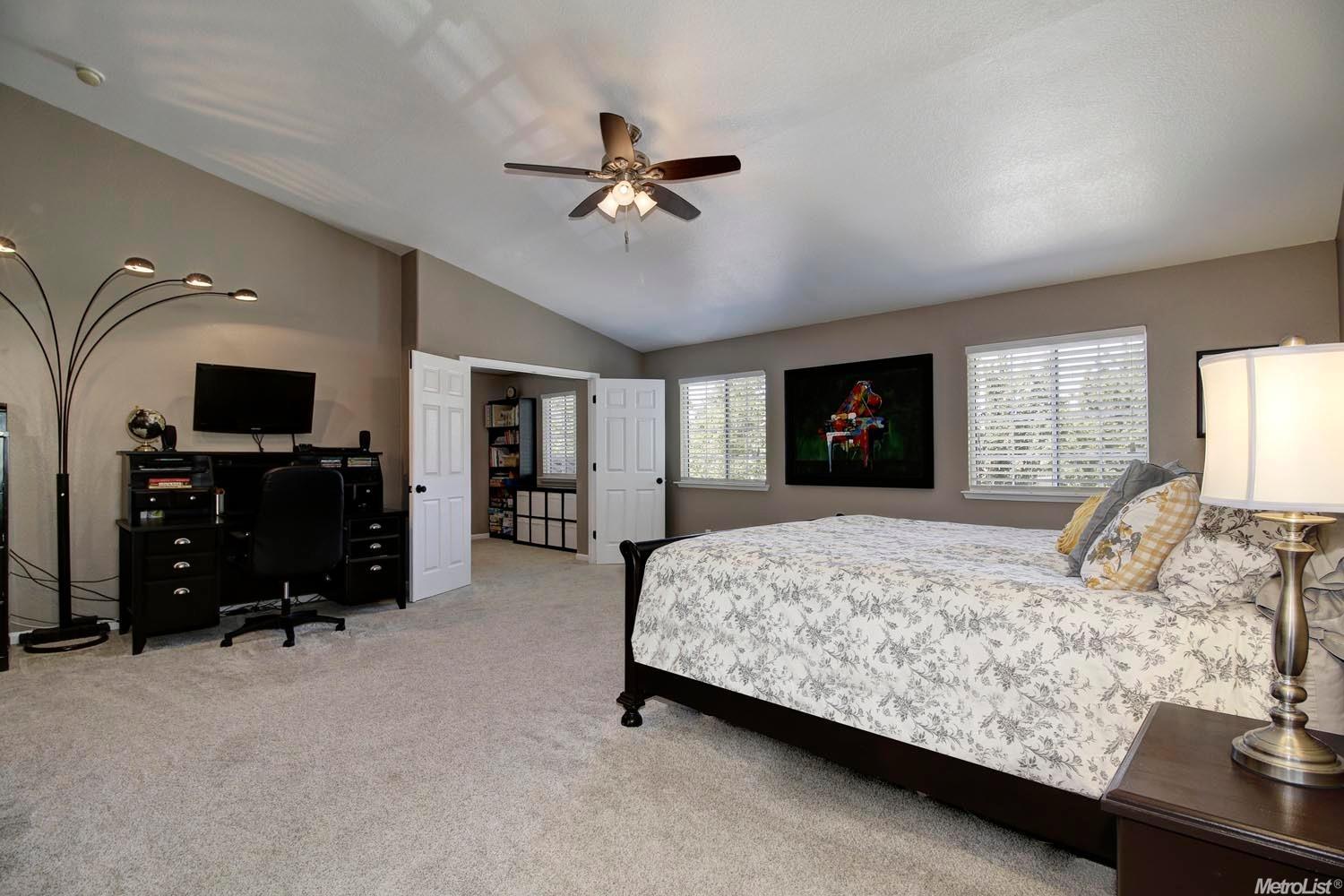 Sold, 4 Bedrooms, 2 Bathrooms, Single Family Home, Elk Grove, 9365 La Tonis Way, Elk Grove, CA 95758, Beth Christensen, Dunnigan Realtors, Top Agent