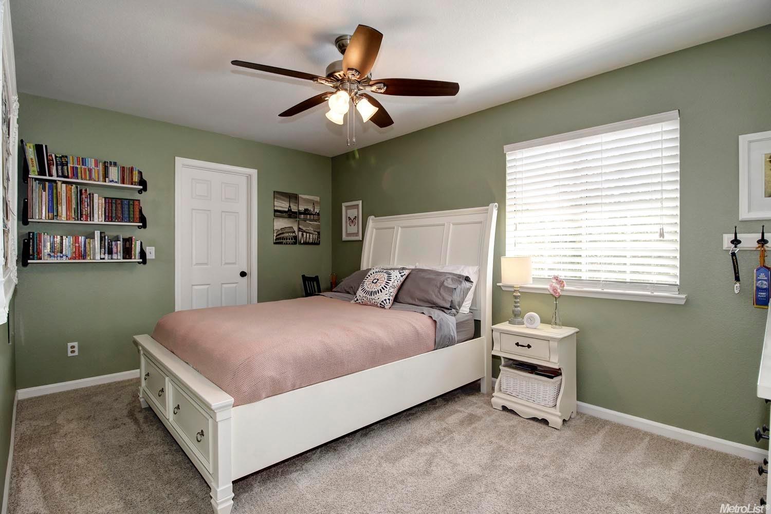 Sold, 4 Bedrooms, 2 Bathrooms, Single Family Home, Elk Grove, 9365 La Tonis Way, Elk Grove, CA 95758, Beth Christensen, Dunnigan Realtors, Top Agent