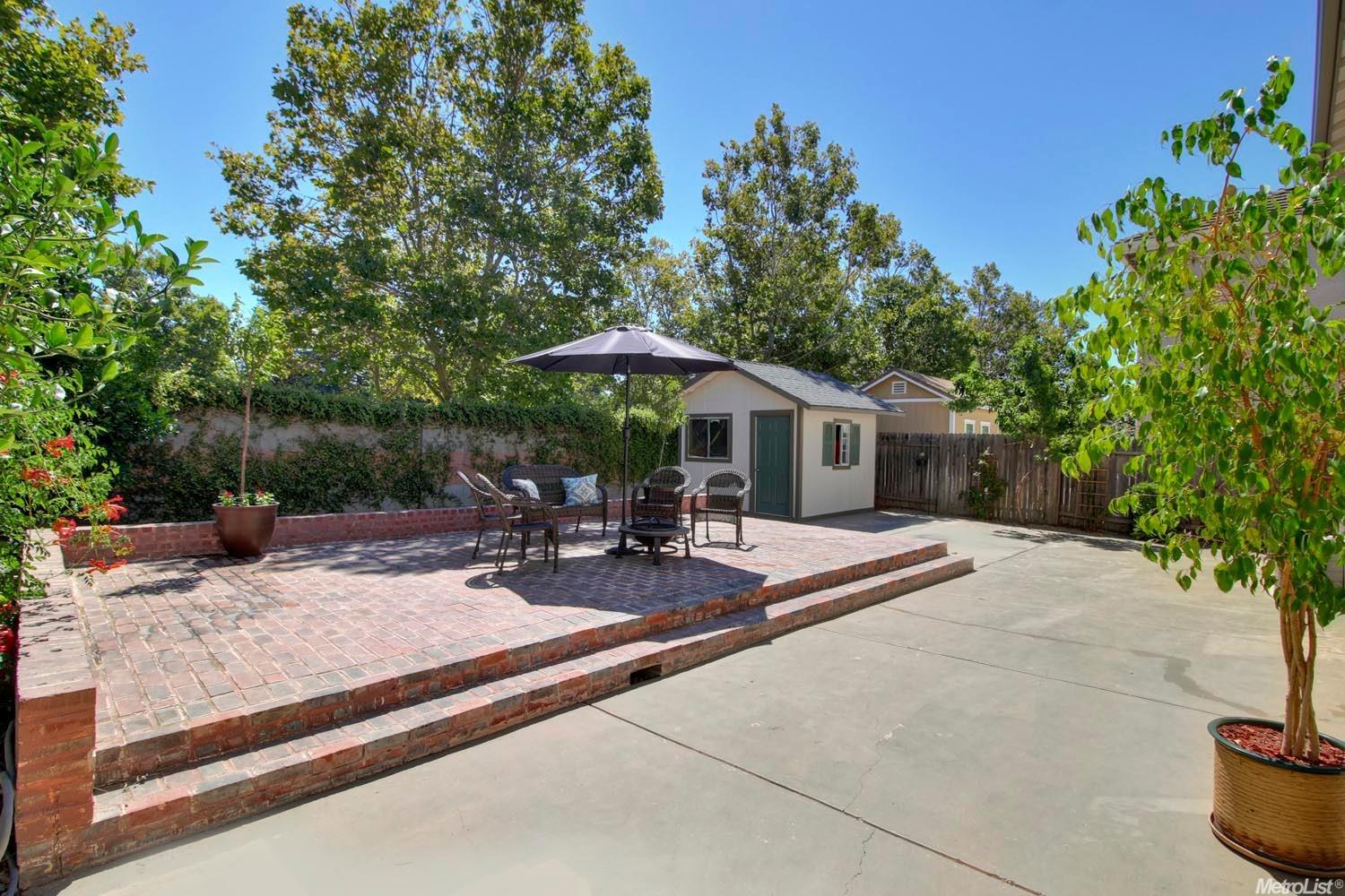 Sold, 4 Bedrooms, 2 Bathrooms, Single Family Home, Elk Grove, 9365 La Tonis Way, Elk Grove, CA 95758, Beth Christensen, Dunnigan Realtors, Top Agent