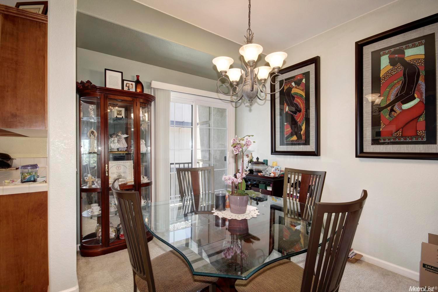 Sold, 2 Bedrooms, 2 Bathrooms, Condominium, Sacto So Land Park/Greenhaven, 7707 George River Ln, Sacramento, CA 95831-5814, Beth Christensen, Dunnigan Realtors, Top Agent