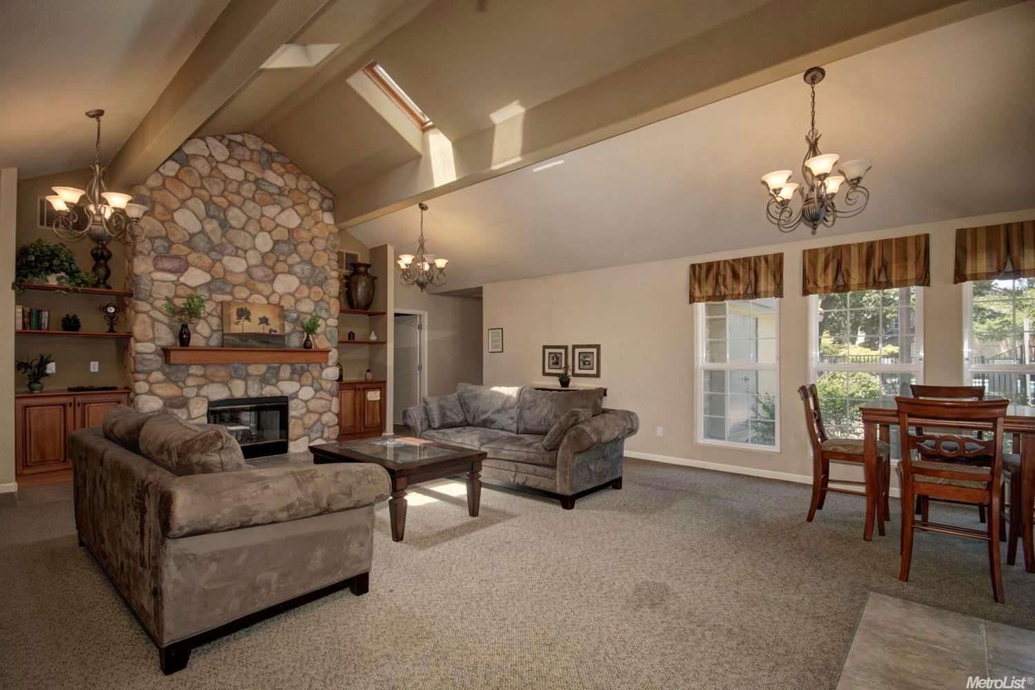 Sold, 2 Bedrooms, 2 Bathrooms, Condominium, Sacto So Land Park/Greenhaven, 7707 George River Ln, Sacramento, CA 95831-5814, Beth Christensen, Dunnigan Realtors, Top Agent