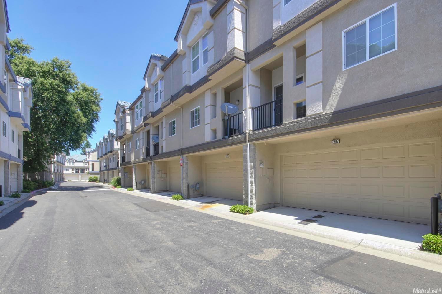 Sold, 2 Bedrooms, 2 Bathrooms, Condominium, Sacto So Land Park/Greenhaven, 7707 George River Ln, Sacramento, CA 95831-5814, Beth Christensen, Dunnigan Realtors, Top Agent