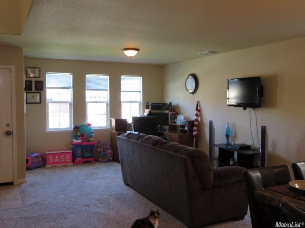 Sold, 4 Bedrooms, 2 Bathrooms, Single Family Home, No Sacto/Natomas/Del Paso Heights, 240 Sugnet Way, Sacramento, CA 95838-5015, Beth Christensen, Dunnigan Realtors, Top Agent