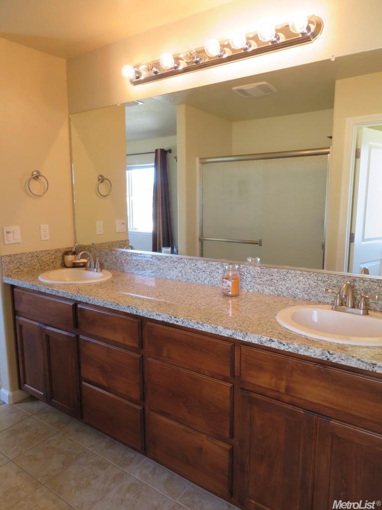 Sold, 4 Bedrooms, 2 Bathrooms, Single Family Home, No Sacto/Natomas/Del Paso Heights, 240 Sugnet Way, Sacramento, CA 95838-5015, Beth Christensen, Dunnigan Realtors, Top Agent