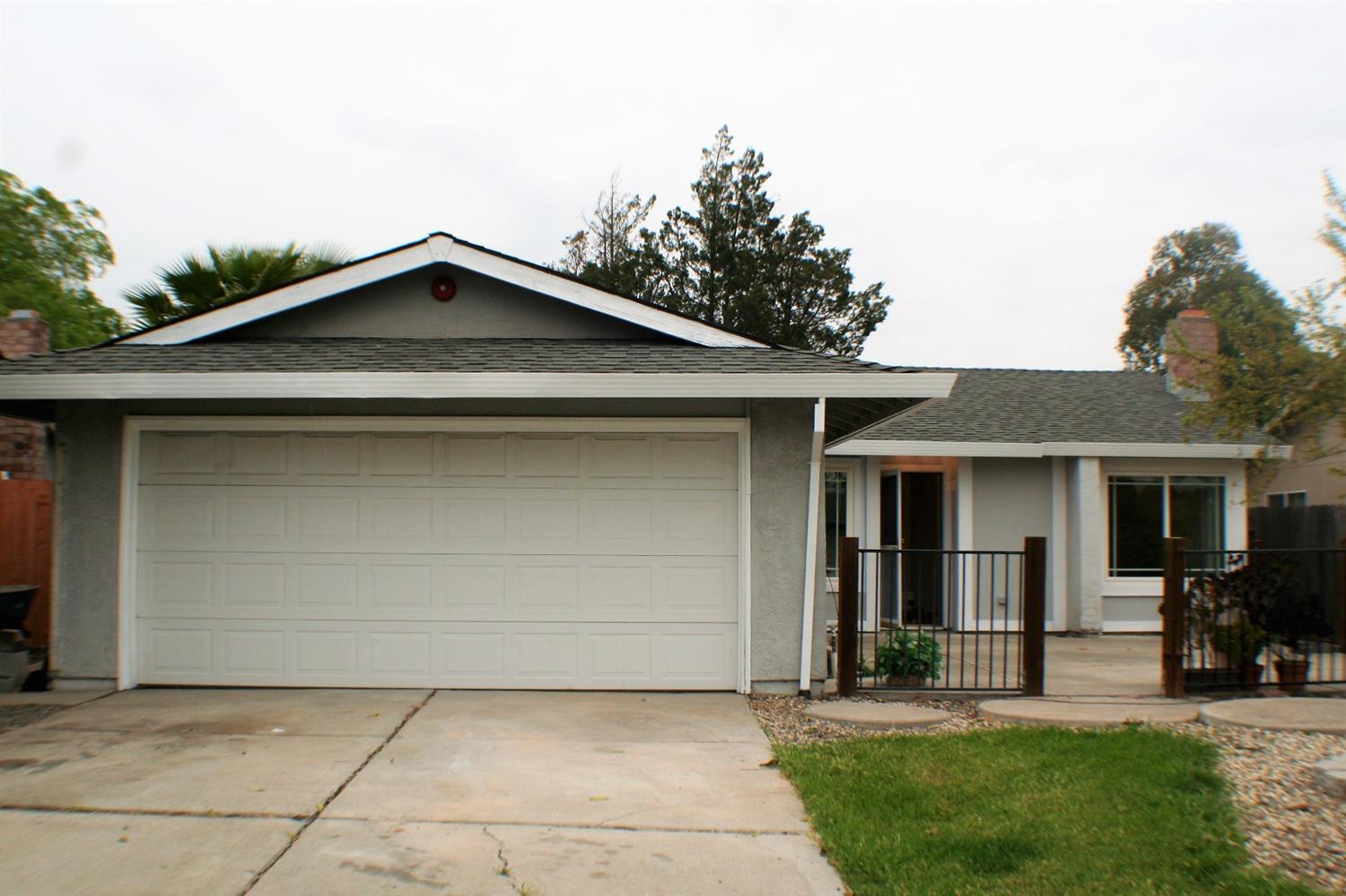 Sold, 3 Bedrooms, 2 Bathrooms, Single Family Home, Sacto Franklin/Freeport/Vicinity, 4071 Deer Cross Way, Sacramento, CA 95823-4445, Beth Christensen, Dunnigan Realtors, Top Agent Sold, 3 Bedrooms, 2 Bathrooms, Single Family Home, Sacto Franklin/Freeport/Vicinity, 4071 Deer Cross Way, Sacramento, CA 95823-4445, Beth Christensen, Dunnigan Realtors, Top Agent