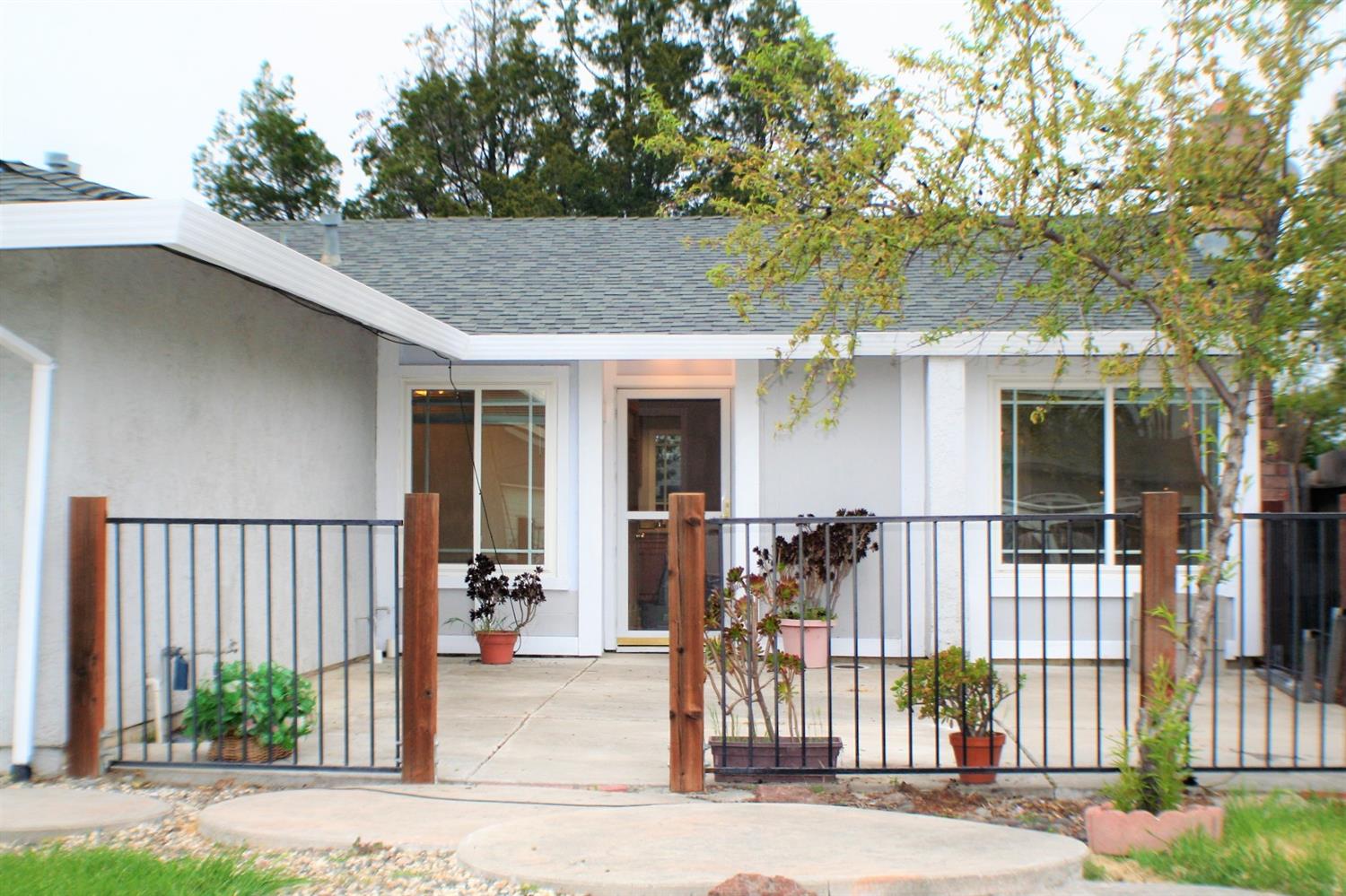 Sold, 3 Bedrooms, 2 Bathrooms, Single Family Home, Sacto Franklin/Freeport/Vicinity, 4071 Deer Cross Way, Sacramento, CA 95823-4445, Beth Christensen, Dunnigan Realtors, Top Agent Sold, 3 Bedrooms, 2 Bathrooms, Single Family Home, Sacto Franklin/Freeport/Vicinity, 4071 Deer Cross Way, Sacramento, CA 95823-4445, Beth Christensen, Dunnigan Realtors, Top Agent