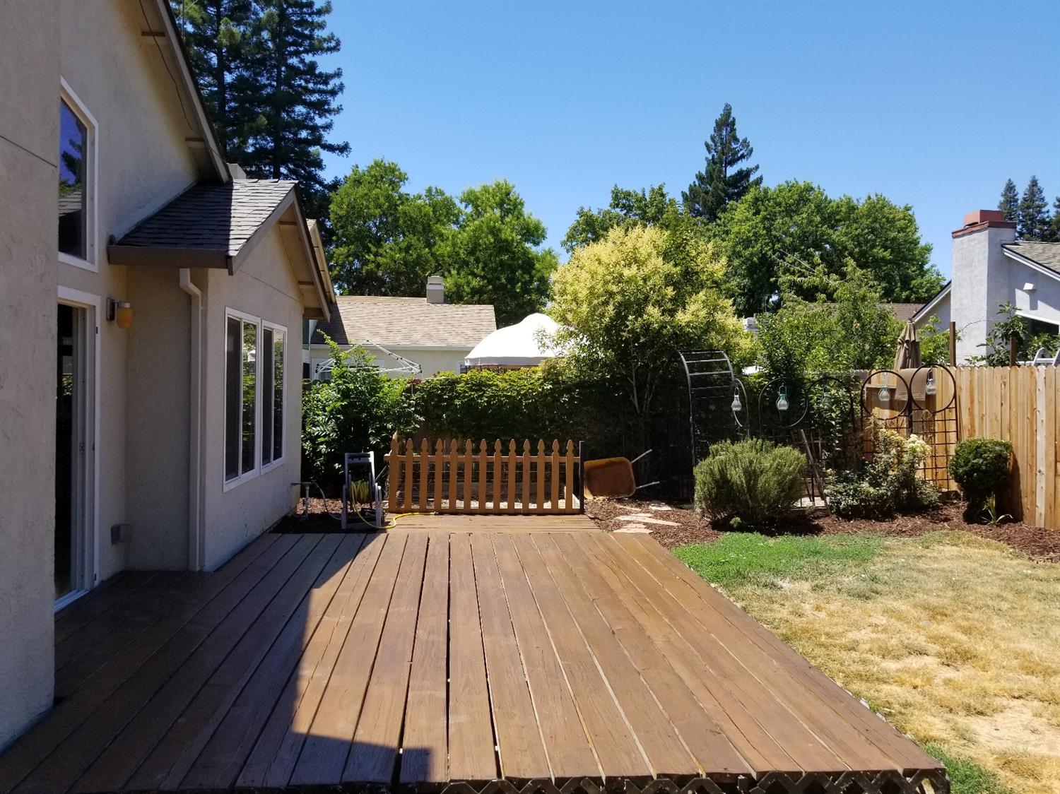 Sold, 3 Bedrooms, 2 Bathrooms, Single Family Home, No Sacto/Natomas/Del Paso Heights, 1355 Senida Way, Sacramento, CA 95833-1032, Beth Christensen, Dunnigan Realtors, Top Agent