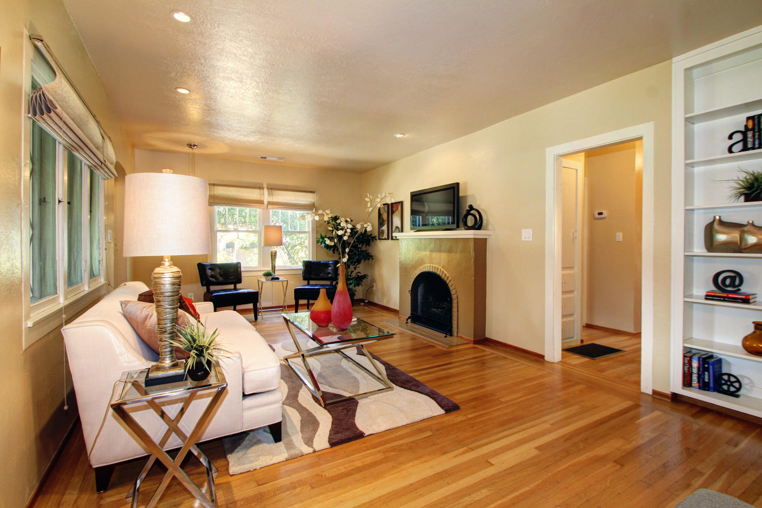 Dunnigan Realtors East Sac 2 Bedrooms, Single Family Home, Sold Listings, 46th Street, 2 Bathrooms, Listing ID 1070, Sacramento, Sacramento , California, United States, 95819,