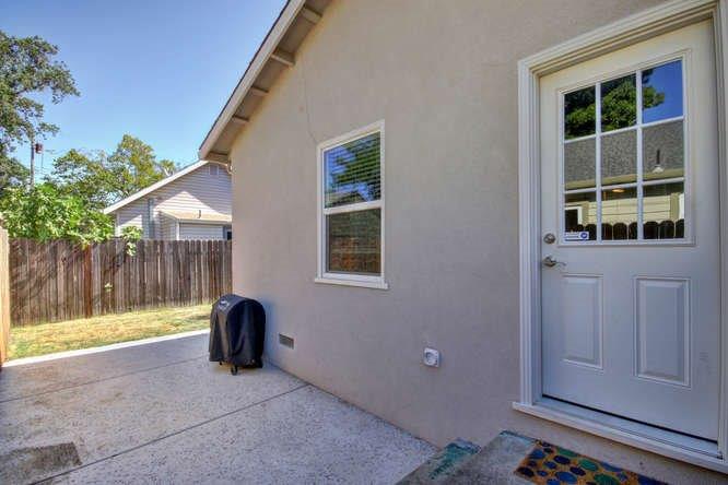 Sold, 2 Bedrooms, 1 Bathrooms, Single Family Home, Sacramento Elder Creek/Fruitridge, 5331 11th Ave, Sacramento, CA 95820, Beth Christensen, Dunnigan Realtors, Top Agent