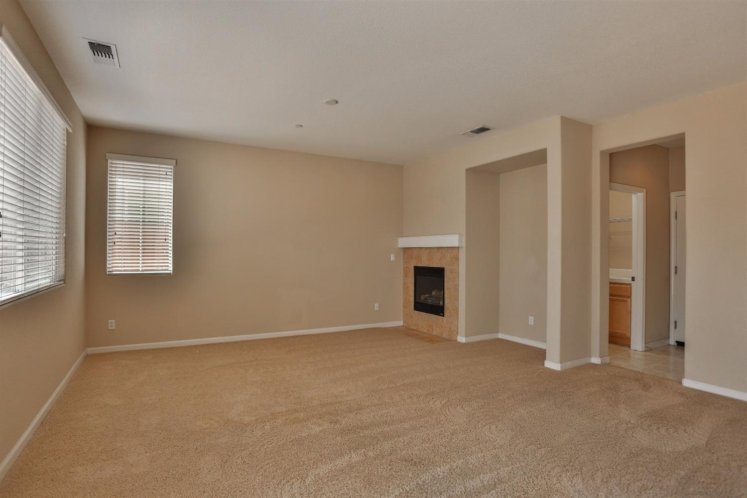 Sold, 3 Bedrooms, 2 Bathrooms, Single Family Home, Lincoln Crossing, 1324 Landmark Cir, Lincoln, CA 95648-2980, Beth Christensen, Dunnigan Realtors, Top Agent Sold, 3 Bedrooms, 2 Bathrooms, Single Family Home, Lincoln Crossing, 1324 Landmark Cir, Lincoln, CA 95648-2980, Beth Christensen, Dunnigan Realtors, Top Agent