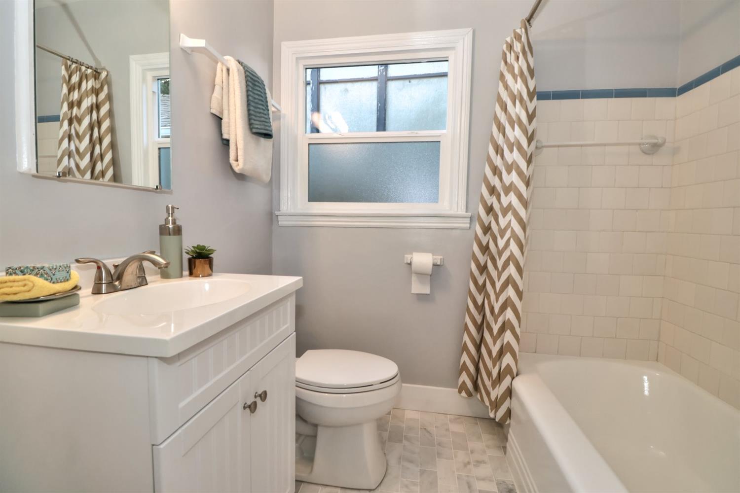 Sold, 2 Bedrooms, 1 Bathrooms, Single Family Home, Sacramento Land Park/Curtis Park, 3401 23rd St, Sacramento, CA 95818-4335, Beth Christensen, Dunnigan Realtors, Top Agent Sold, 2 Bedrooms, 1 Bathrooms, Single Family Home, Sacramento Land Park/Curtis Park, 3401 23rd St, Sacramento, CA 95818-4335, Beth Christensen, Dunnigan Realtors, Top Agent