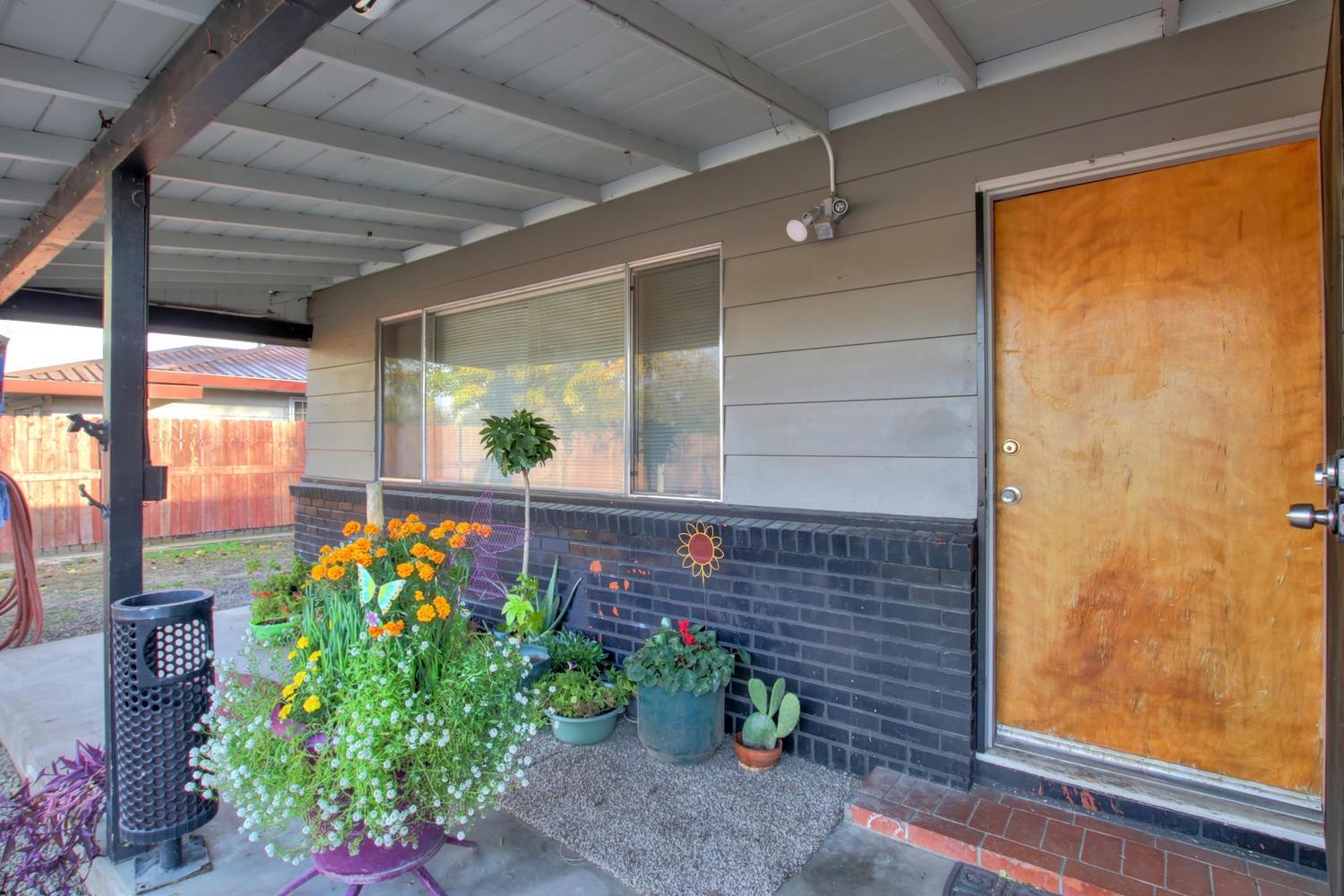 Sold, 3 Bedrooms, 1 Bathrooms, Single Family Home, Sacramento Florin & Vicinity, 7031 Power Inn Rd, Sacramento, CA 95828-2404, Beth Christensen, Dunnigan Realtors, Top Agent Sold, 3 Bedrooms, 1 Bathrooms, Single Family Home, Sacramento Florin & Vicinity, 7031 Power Inn Rd, Sacramento, CA 95828-2404, Beth Christensen, Dunnigan Realtors, Top Agent