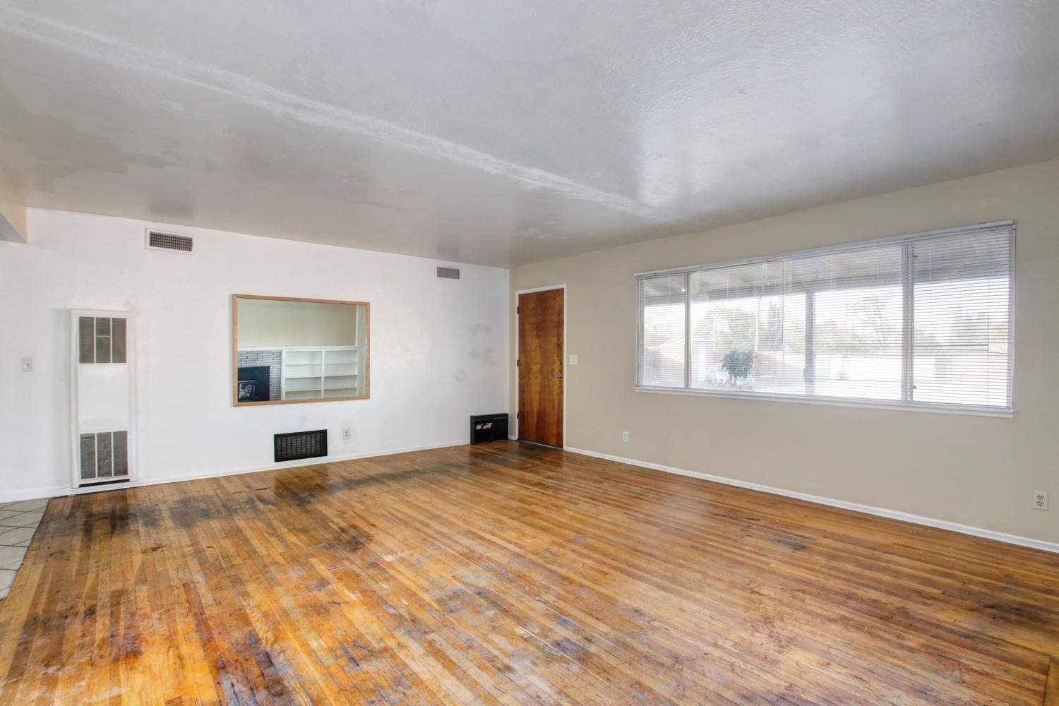 Sold, 3 Bedrooms, 1 Bathrooms, Single Family Home, Sacramento Florin & Vicinity, 7031 Power Inn Rd, Sacramento, CA 95828-2404, Beth Christensen, Dunnigan Realtors, Top Agent Sold, 3 Bedrooms, 1 Bathrooms, Single Family Home, Sacramento Florin & Vicinity, 7031 Power Inn Rd, Sacramento, CA 95828-2404, Beth Christensen, Dunnigan Realtors, Top Agent