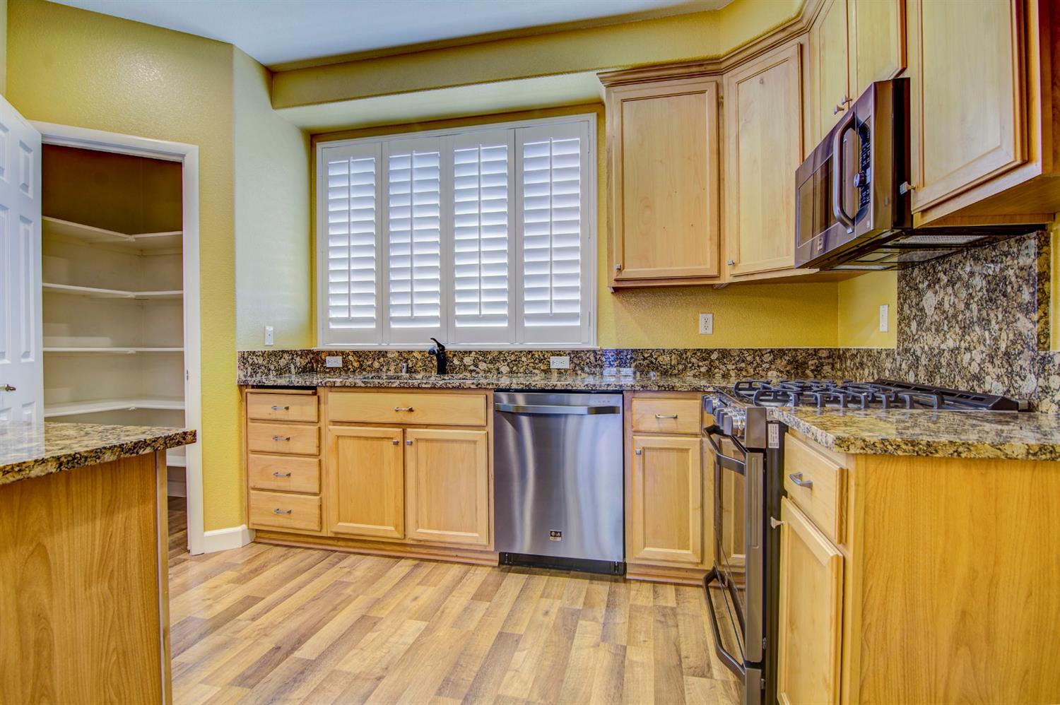 Sold, 3 Bedrooms, 3 Bathrooms, Condominium, No Sacto/Natomas/Del Paso Heights, 2001 Club Center Dr #1137, Sacramento, CA 95835, Beth Christensen, Dunnigan Realtors, Top Agent Sold, 3 Bedrooms, 3 Bathrooms, Condominium, No Sacto/Natomas/Del Paso Heights, 2001 Club Center Dr #1137, Sacramento, CA 95835, Beth Christensen, Dunnigan Realtors, Top Agent