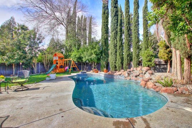 Sold, 4 Bedrooms, 3 Bathrooms, Single Family Home, Elk Grove, 5705 Laguna Oaks Dr, Elk Grove, CA 95758-7702, Beth Christensen, Dunnigan Realtors, Top Agent Sold, 4 Bedrooms, 3 Bathrooms, Single Family Home, Elk Grove, 5705 Laguna Oaks Dr, Elk Grove, CA 95758-7702, Beth Christensen, Dunnigan Realtors, Top Agent