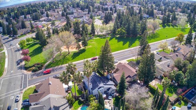 Sold, 4 Bedrooms, 3 Bathrooms, Single Family Home, Elk Grove, 5705 Laguna Oaks Dr, Elk Grove, CA 95758-7702, Beth Christensen, Dunnigan Realtors, Top Agent Sold, 4 Bedrooms, 3 Bathrooms, Single Family Home, Elk Grove, 5705 Laguna Oaks Dr, Elk Grove, CA 95758-7702, Beth Christensen, Dunnigan Realtors, Top Agent