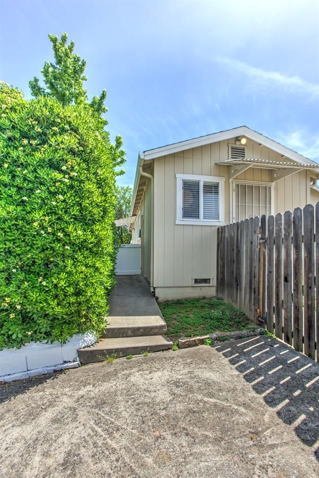 Sold, 2 Bedrooms, 1 Bathrooms, Single Family Home, Sacramento Elder Creek/Fruitridge, 5560 Broadway, Sacramento, CA 95820-1709, Beth Christensen, Dunnigan Realtors, Top Agent Sold, 2 Bedrooms, 1 Bathrooms, Single Family Home, Sacramento Elder Creek/Fruitridge, 5560 Broadway, Sacramento, CA 95820-1709, Beth Christensen, Dunnigan Realtors, Top Agent