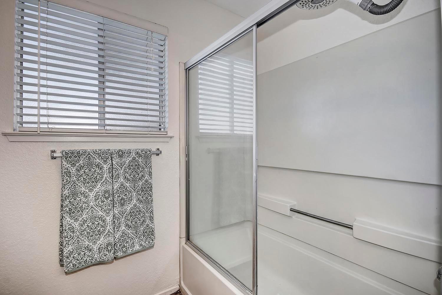 Sold, 2 Bedrooms, 2 Bathrooms, Condominium, Sacto Arden/Arcade Creek/Vicinity, 1019 Dornajo Way #101, Sacramento, CA 95825-7300, Beth Christensen, Dunnigan Realtors, Top Agent