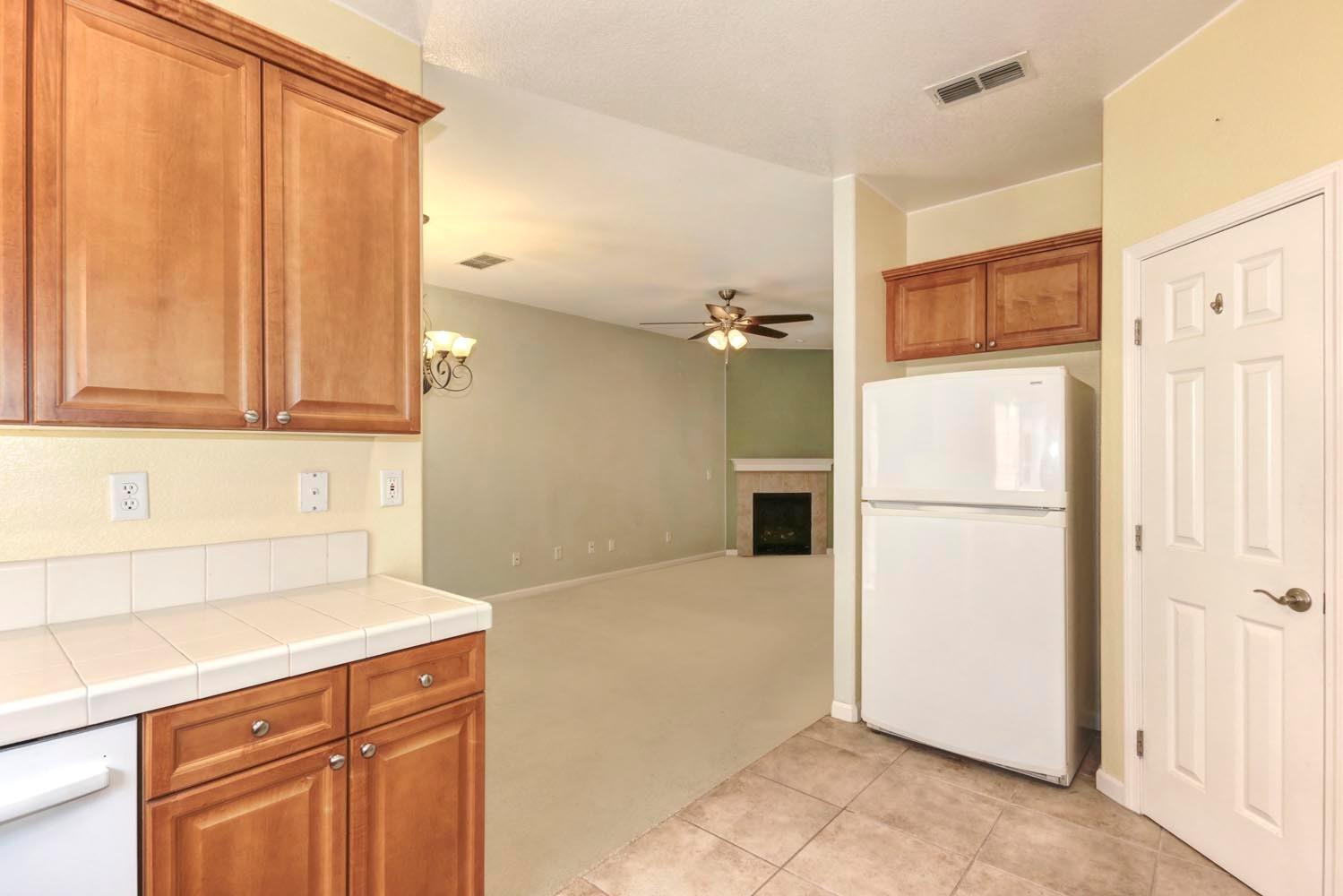 Sold, 2 Bedrooms, 2 Bathrooms, Condominium, Sacto So Land Park/Greenhaven, 7707 George River Ln, Sacramento, CA 95831-5814, Beth Christensen, Dunnigan Realtors, Top Agent