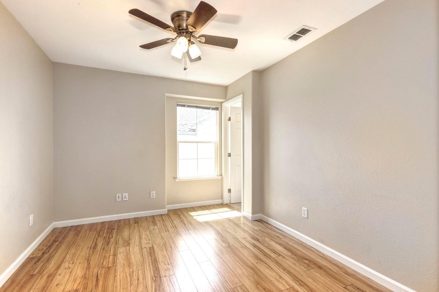 Sold, 2 Bedrooms, 2 Bathrooms, Condominium, Sacto So Land Park/Greenhaven, 7707 George River Ln, Sacramento, CA 95831-5814, Beth Christensen, Dunnigan Realtors, Top Agent