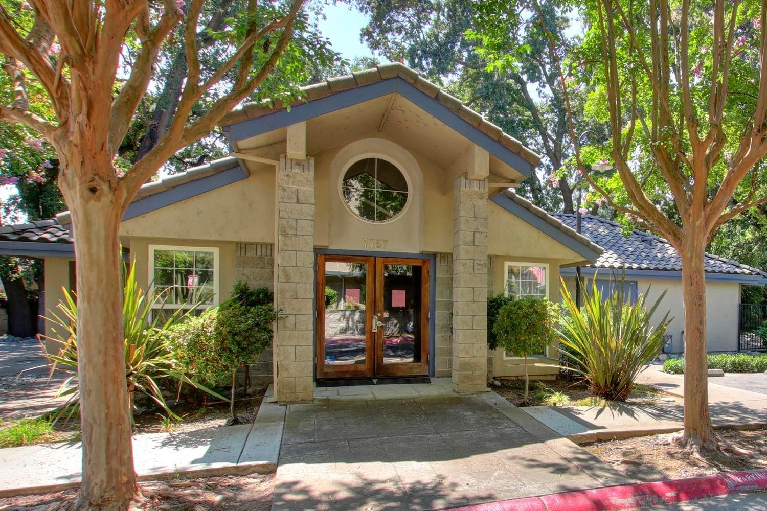 Sold, 2 Bedrooms, 2 Bathrooms, Condominium, Sacto So Land Park/Greenhaven, 7707 George River Ln, Sacramento, CA 95831-5814, Beth Christensen, Dunnigan Realtors, Top Agent