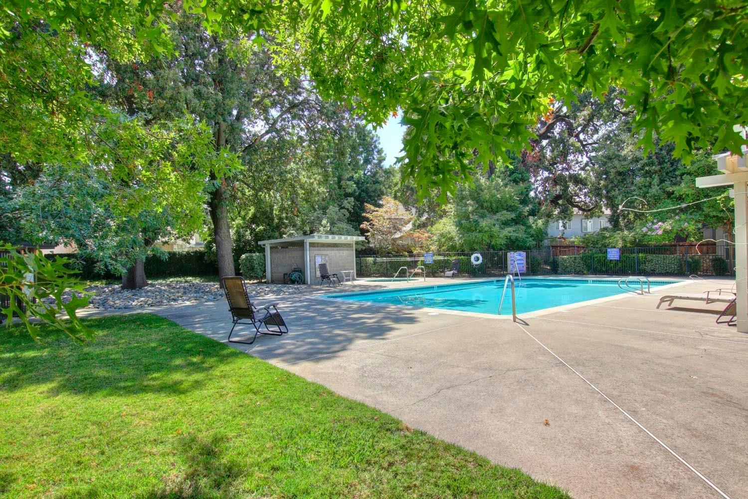 Sold, 2 Bedrooms, 2 Bathrooms, Condominium, Sacto So Land Park/Greenhaven, 7707 George River Ln, Sacramento, CA 95831-5814, Beth Christensen, Dunnigan Realtors, Top Agent