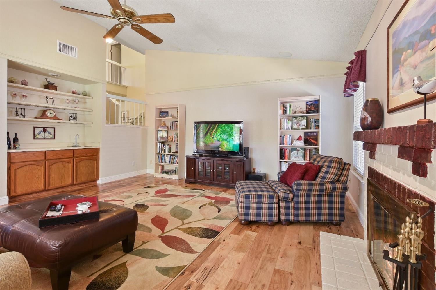 Sold, 4 Bedrooms, 2 Bathrooms, Single Family Home, Sacto So Land Park/Greenhaven, 808 Sao Jorge Way, Sacramento, CA 95831, Beth Christensen, Dunnigan Realtors, Top Agent