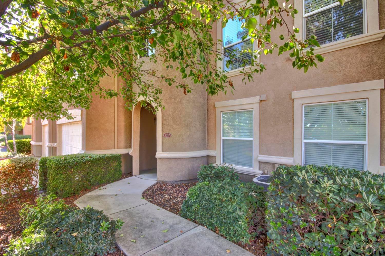 Sold, 2 Bedrooms, 2 Bathrooms, Condominium, No Sacto/Natomas/Del Paso Heights, 5350 Dunlay Dr #1717, Sacramento, CA 95835-1561, Beth Christensen, Dunnigan Realtors, Top Agent