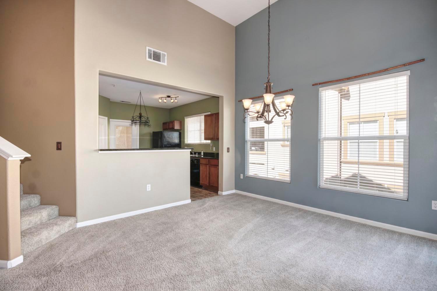 Sold, 2 Bedrooms, 2 Bathrooms, Condominium, No Sacto/Natomas/Del Paso Heights, 5350 Dunlay Dr #1717, Sacramento, CA 95835-1561, Beth Christensen, Dunnigan Realtors, Top Agent