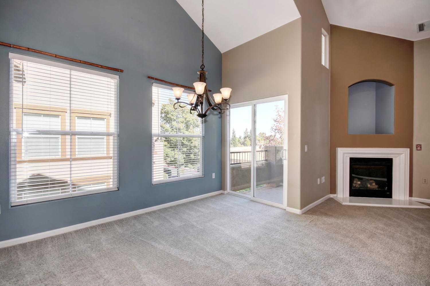 Sold, 2 Bedrooms, 2 Bathrooms, Condominium, No Sacto/Natomas/Del Paso Heights, 5350 Dunlay Dr #1717, Sacramento, CA 95835-1561, Beth Christensen, Dunnigan Realtors, Top Agent