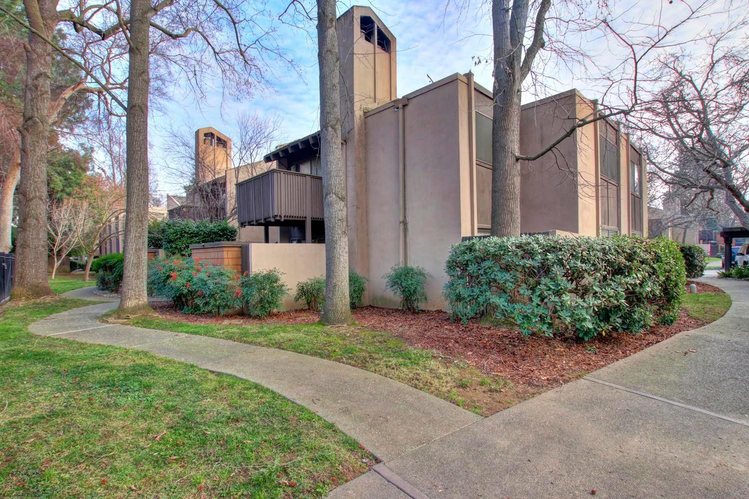 Sold, 2 Bedrooms, 1 Bathrooms, Condominium, Sacto Arden/Arcade Creek/Vicinity, 2229 Woodside Ln #4, Sacramento, CA 95825-8629, Beth Christensen, Dunnigan Realtors, Top Agent