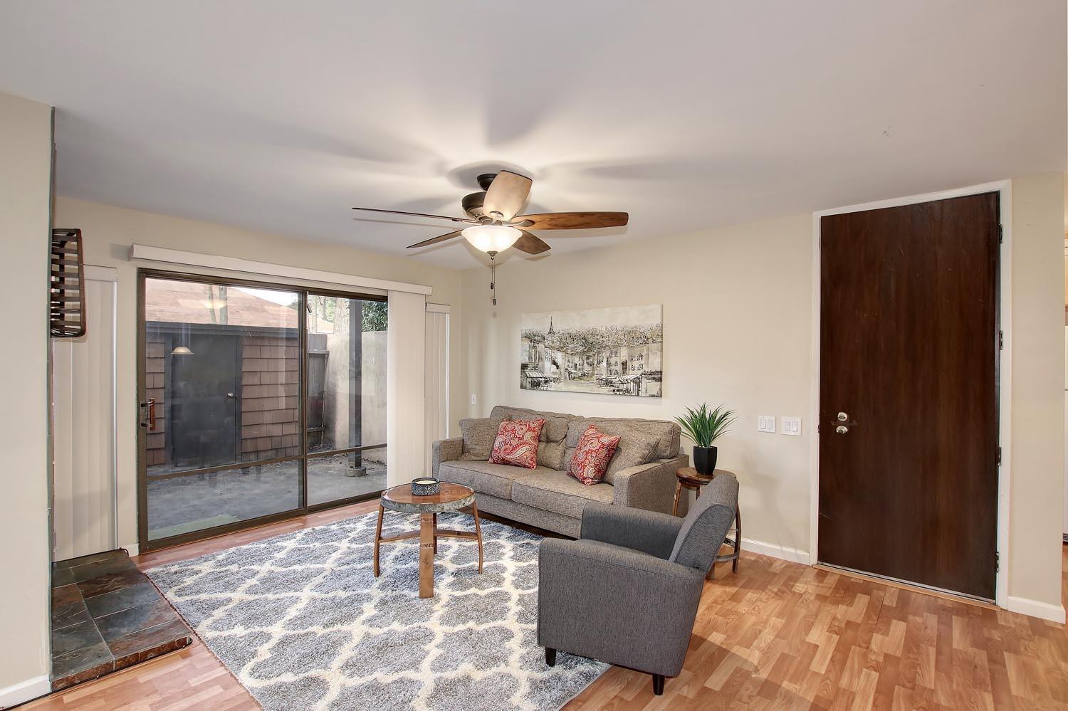 Sold, 2 Bedrooms, 1 Bathrooms, Condominium, Sacto Arden/Arcade Creek/Vicinity, 2229 Woodside Ln #4, Sacramento, CA 95825-8629, Beth Christensen, Dunnigan Realtors, Top Agent