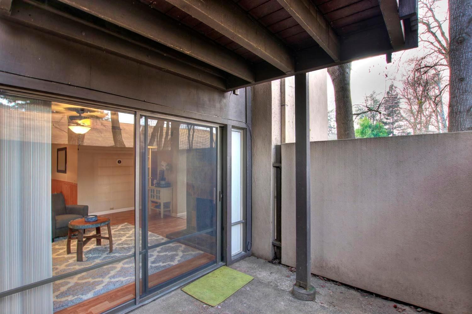 Sold, 2 Bedrooms, 1 Bathrooms, Condominium, Sacto Arden/Arcade Creek/Vicinity, 2229 Woodside Ln #4, Sacramento, CA 95825-8629, Beth Christensen, Dunnigan Realtors, Top Agent