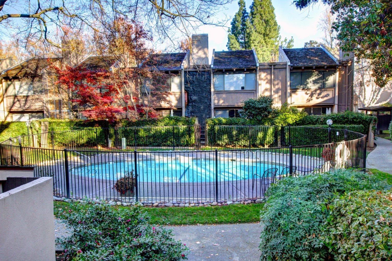 Sold, 2 Bedrooms, 1 Bathrooms, Condominium, Sacto Arden/Arcade Creek/Vicinity, 2229 Woodside Ln #4, Sacramento, CA 95825-8629, Beth Christensen, Dunnigan Realtors, Top Agent