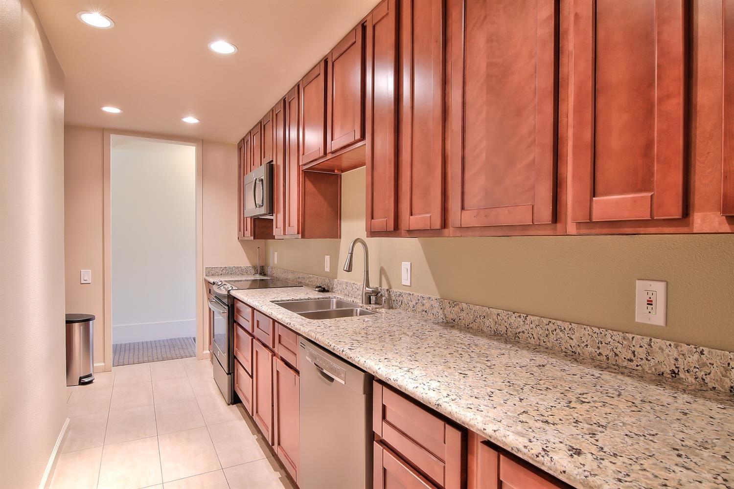 Sold, 2 Bedrooms, 1 Bathrooms, Condominium, Sacto Arden/Arcade Creek/Vicinity, 2229 Woodside Ln #4, Sacramento, CA 95825-8629, Beth Christensen, Dunnigan Realtors, Top Agent