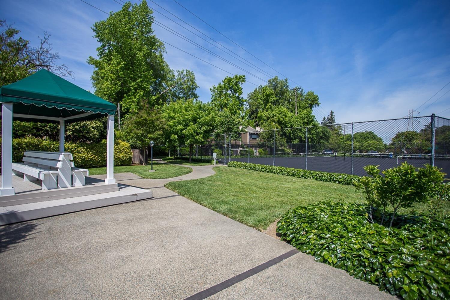 Sold, 2 Bedrooms, 1 Bathrooms, Condominium, Sacto Arden/Arcade Creek/Vicinity, 2229 Woodside Ln #4, Sacramento, CA 95825-8629, Beth Christensen, Dunnigan Realtors, Top Agent