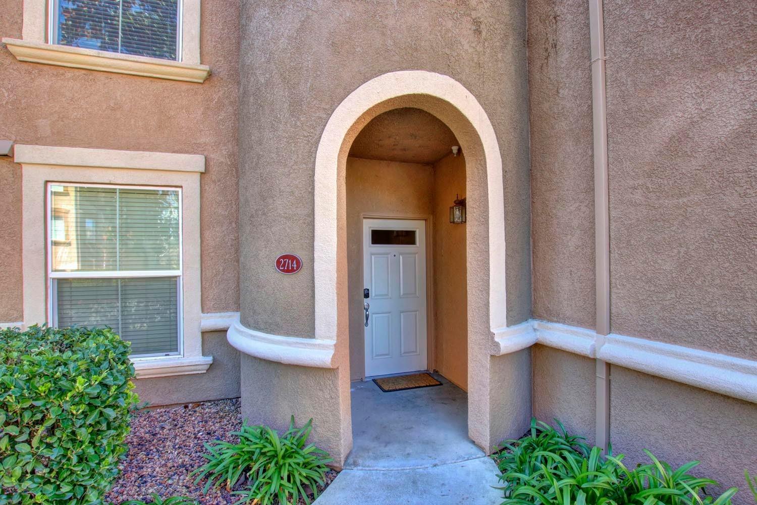 Sold, 2 Bedrooms, 2 Bathrooms, Condominium, No Sacto/Natomas/Del Paso Heights, 5350 Dunlay Dr #2714, Sacramento, CA 95835-1594, Beth Christensen, Dunnigan Realtors, Top Agent