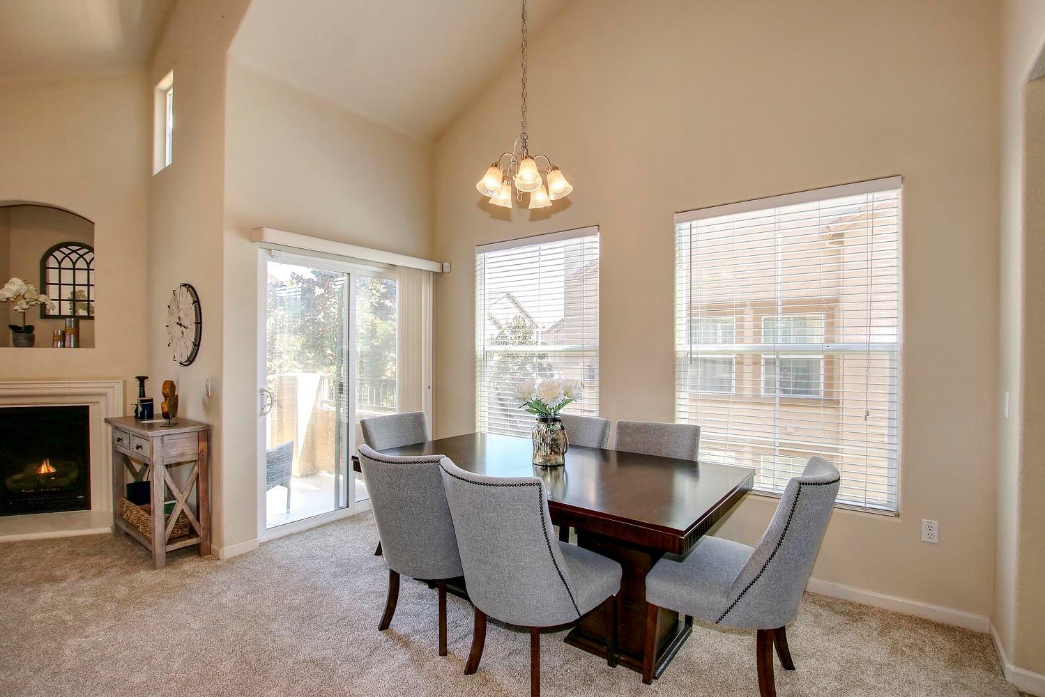 Sold, 2 Bedrooms, 2 Bathrooms, Condominium, No Sacto/Natomas/Del Paso Heights, 5350 Dunlay Dr #2714, Sacramento, CA 95835-1594, Beth Christensen, Dunnigan Realtors, Top Agent