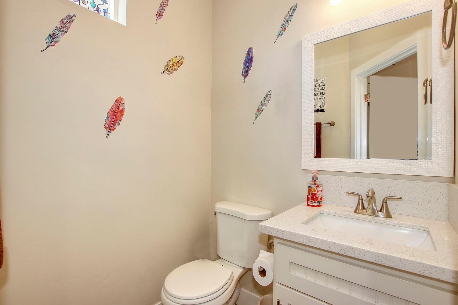 Sold, 3 Bedrooms, 2 Bathrooms, Single Family Home, Sacto So Land Park/Greenhaven, 24 Rio Viale Ct, Sacramento, CA 95831-8200, Beth Christensen, Dunnigan Realtors, Top Agent