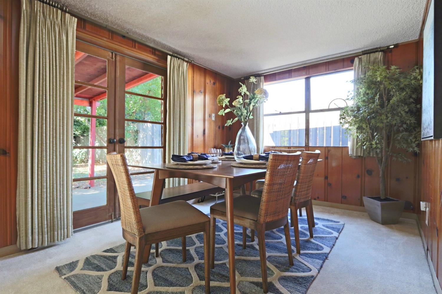 Sold, 3 Bedrooms, 1 Bathrooms, Single Family Home, Sacto Arden/Arcade Creek/Vicinity, 1005 Amberwood Rd, Sacramento, CA 95864-5044, Beth Christensen, Dunnigan Realtors, Top Agent