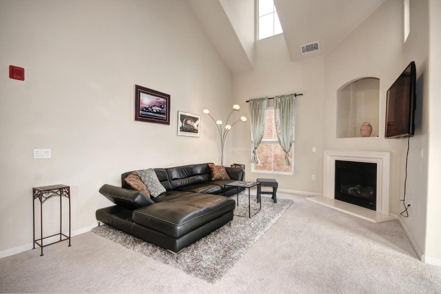 Sold, 2 Bedrooms, 2 Bathrooms, Condominium, No Sacto/Natomas/Del Paso Heights, 5350 Dunlay Dr #1114, Sacramento, CA 95835-1561, Beth Christensen, Dunnigan Realtors, Top Agent