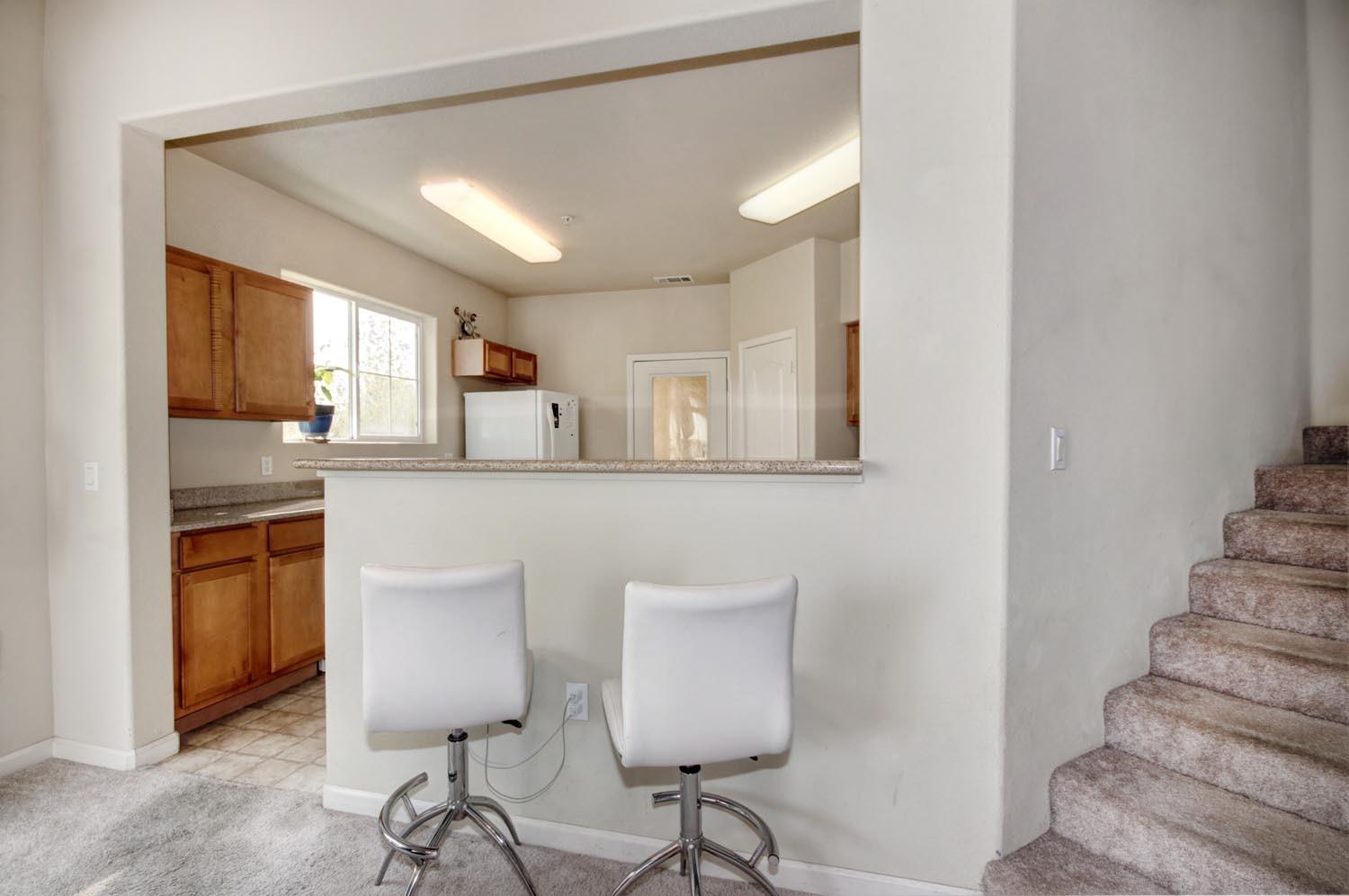 Sold, 2 Bedrooms, 2 Bathrooms, Condominium, No Sacto/Natomas/Del Paso Heights, 5350 Dunlay Dr #1114, Sacramento, CA 95835-1561, Beth Christensen, Dunnigan Realtors, Top Agent